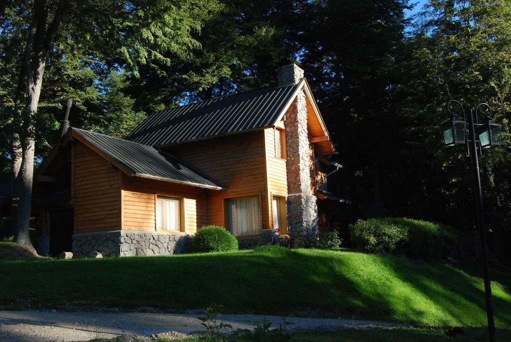 Melewe Aparthotel Villa La Angostura Exterior foto