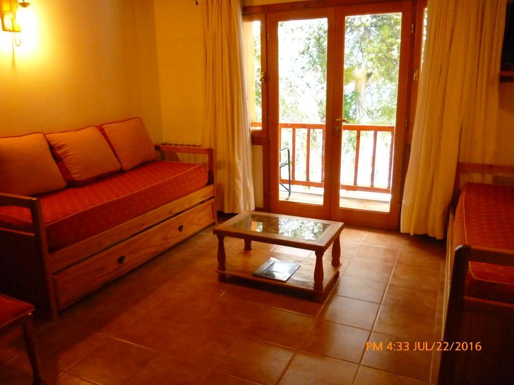 Melewe Aparthotel Villa La Angostura Exterior foto